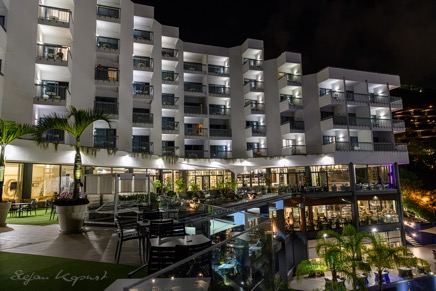 Bar - Ba&iacute;a Azul - Funchal Ajuda